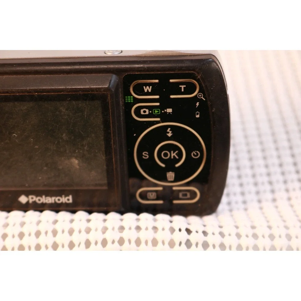 Polaroid a55C Digital Camera 5MP 4X Zoom Black For Parts Repair As Is